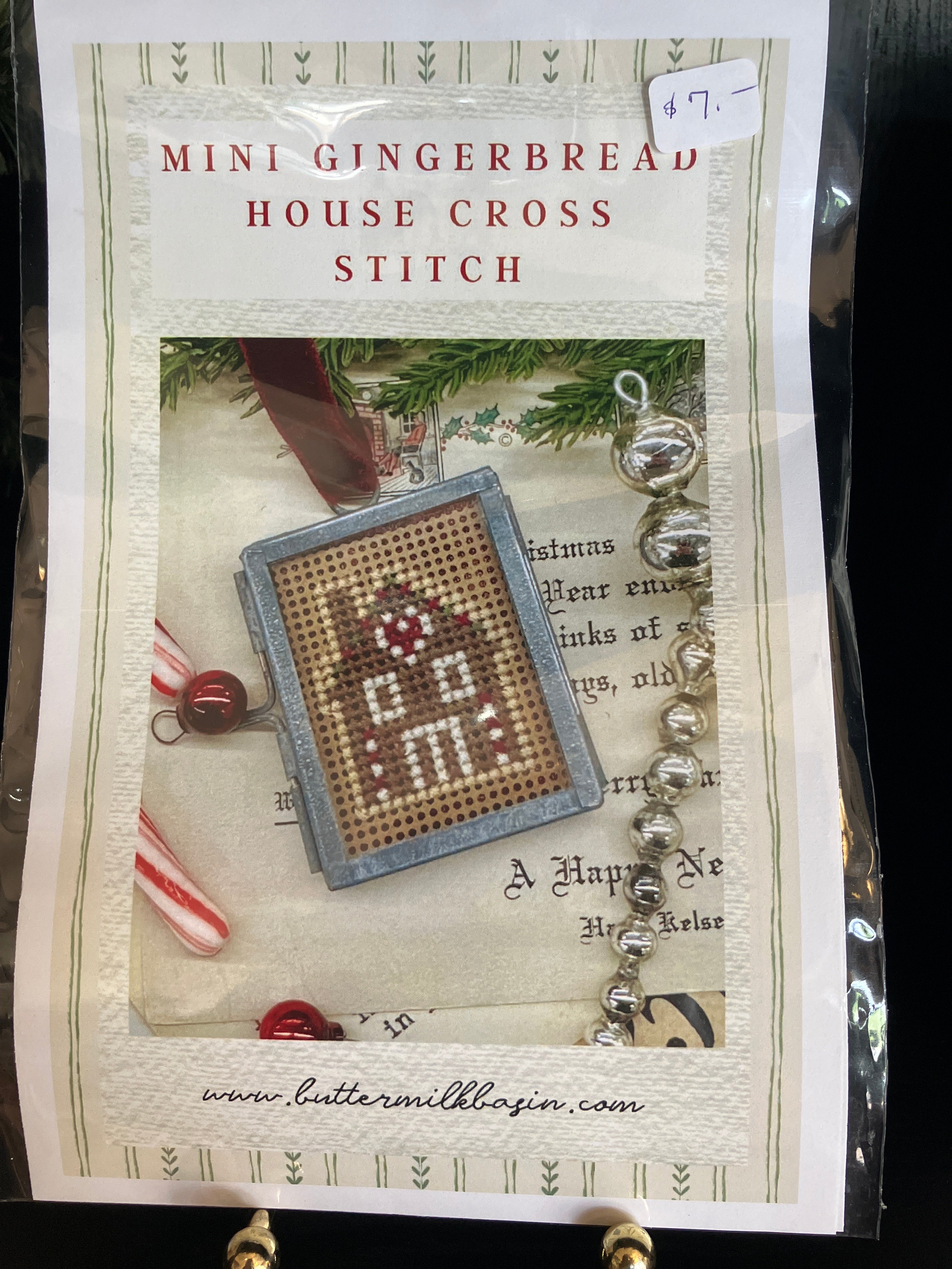Mini Gingerbread House across Stitch