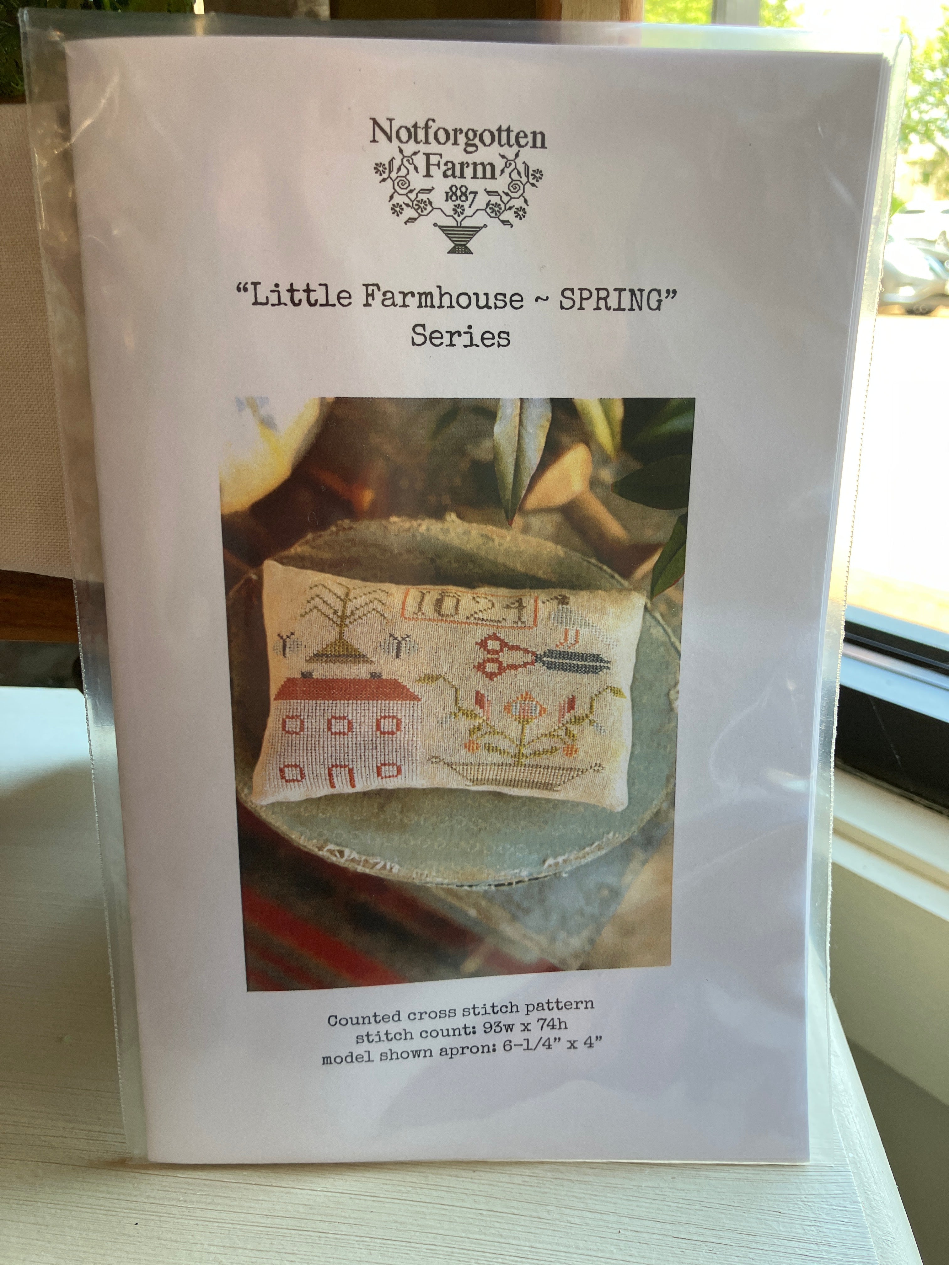 Little Farmhouse ~ Spring Series